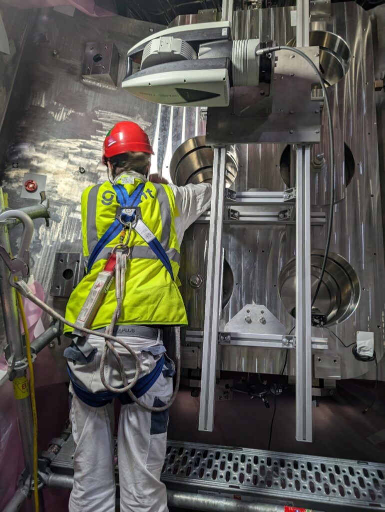 Assemblage du tokamak sur ITER.