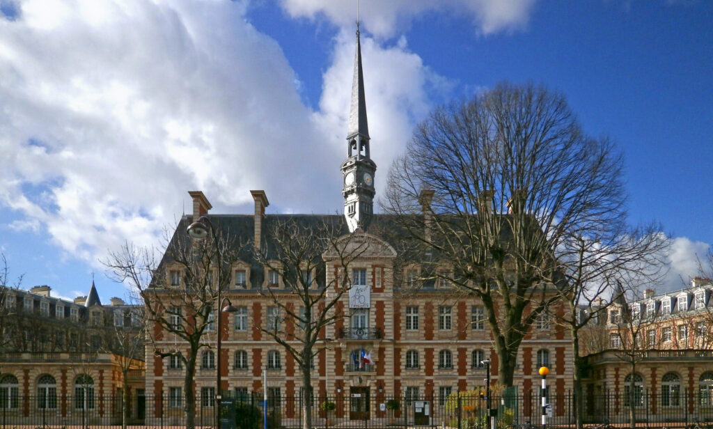 GEOFIT intervient sur des levés de lycées et bâtiments administratifs