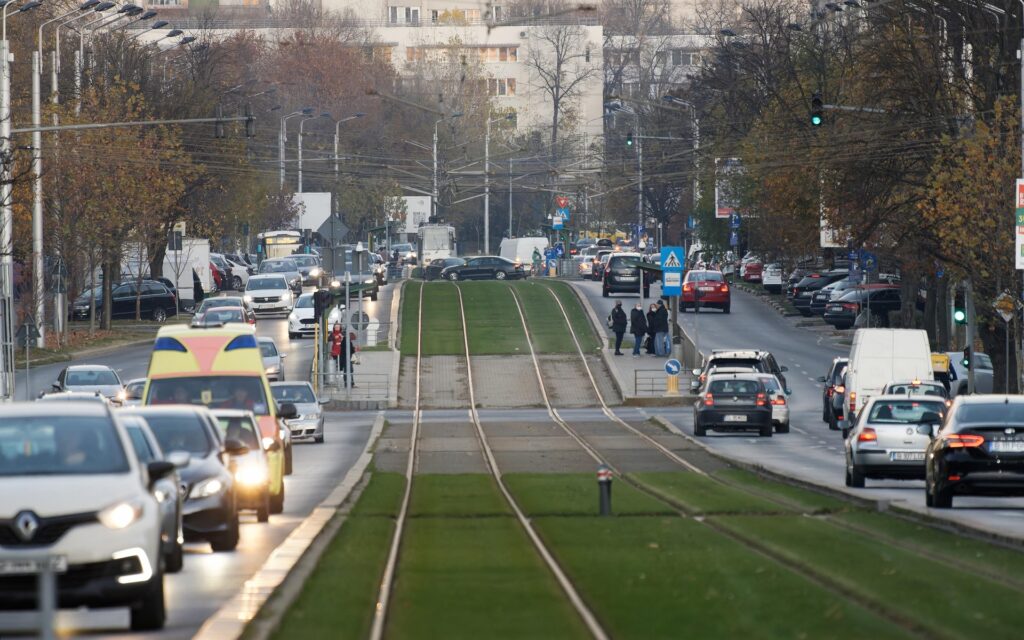 GEOFIT est intervenu sur les études d’exécution et le suivi topographique, pour garantir la précision des implantations et la fluidité des opérations sur le Tramway T9.