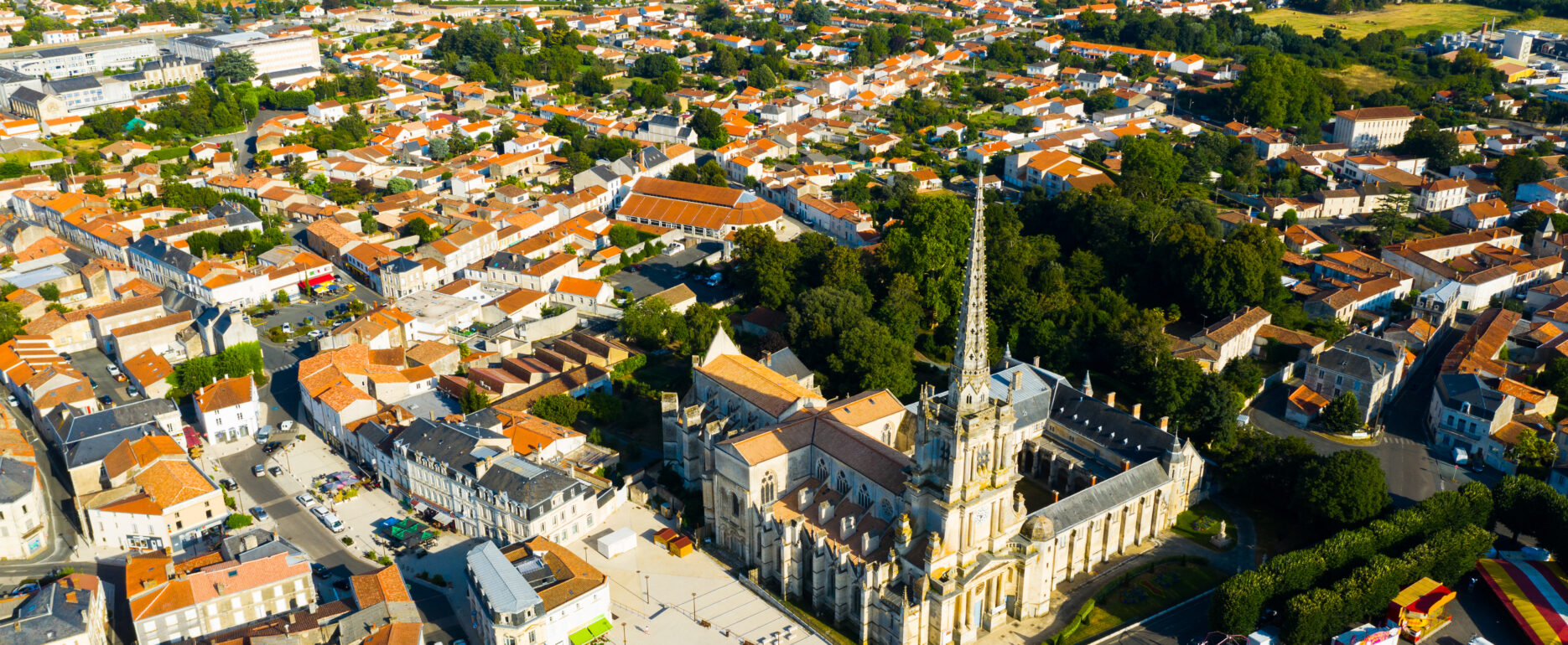 Pour le RTGE de la Vendée, GEOFIT met en œuvre son expertise en BIM, MMS et topographie pour accompagner la production du PCRS.
