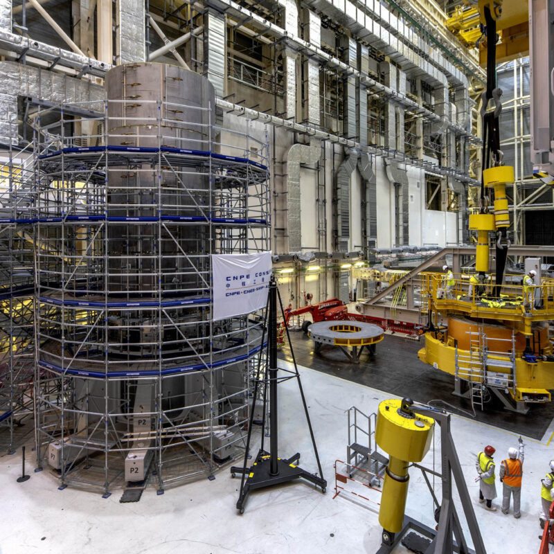 GEOFIT intervient dans la phase d'assemblage des secteurs du réacteur nucléaire TOKAMAK.