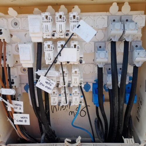 GEOFIT accompagne ENEDIS dans la fiabilisation de ses référentiels cartographiques et plus spécifiquement depuis 5 ans sur ses 23 millions de branchements électriques. Le